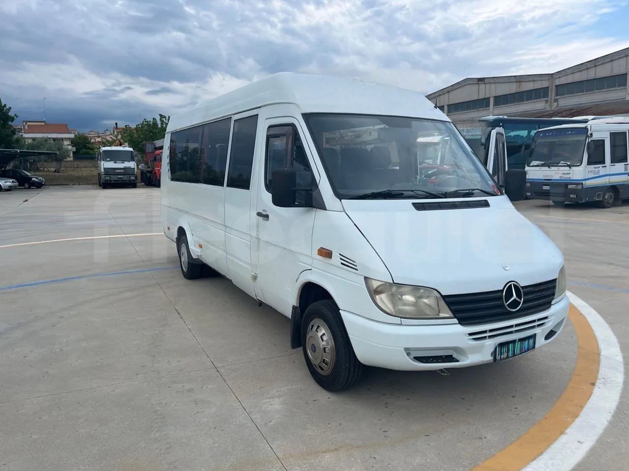 Mercedes-Benz Sprinter - Minibus, Mikrobus: obrázek 1 Mercedes-Benz Sprinter - Minibus, Mikrobus: obrázek 1