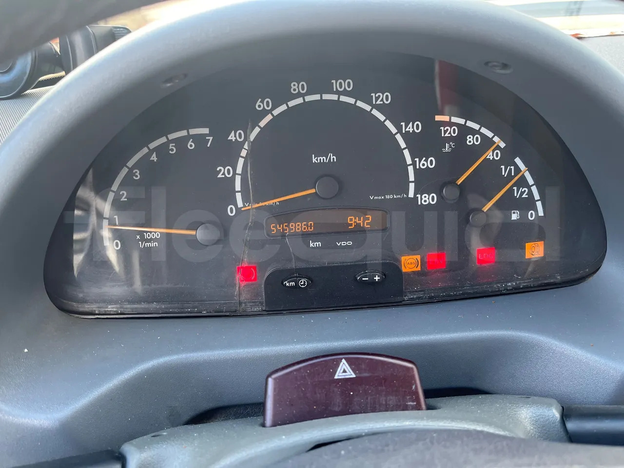 Mercedes-Benz Sprinter - Autobus příměstský: obrázek 3 Mercedes-Benz Sprinter - Autobus příměstský: obrázek 3