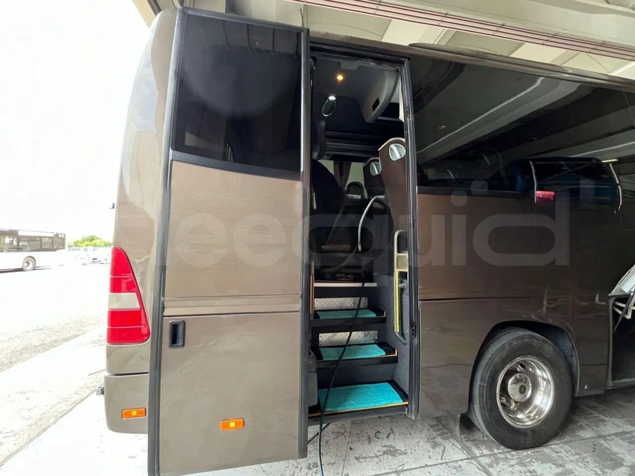 Turistický autobus Mercedes-Benz Tourino: obrázek 15