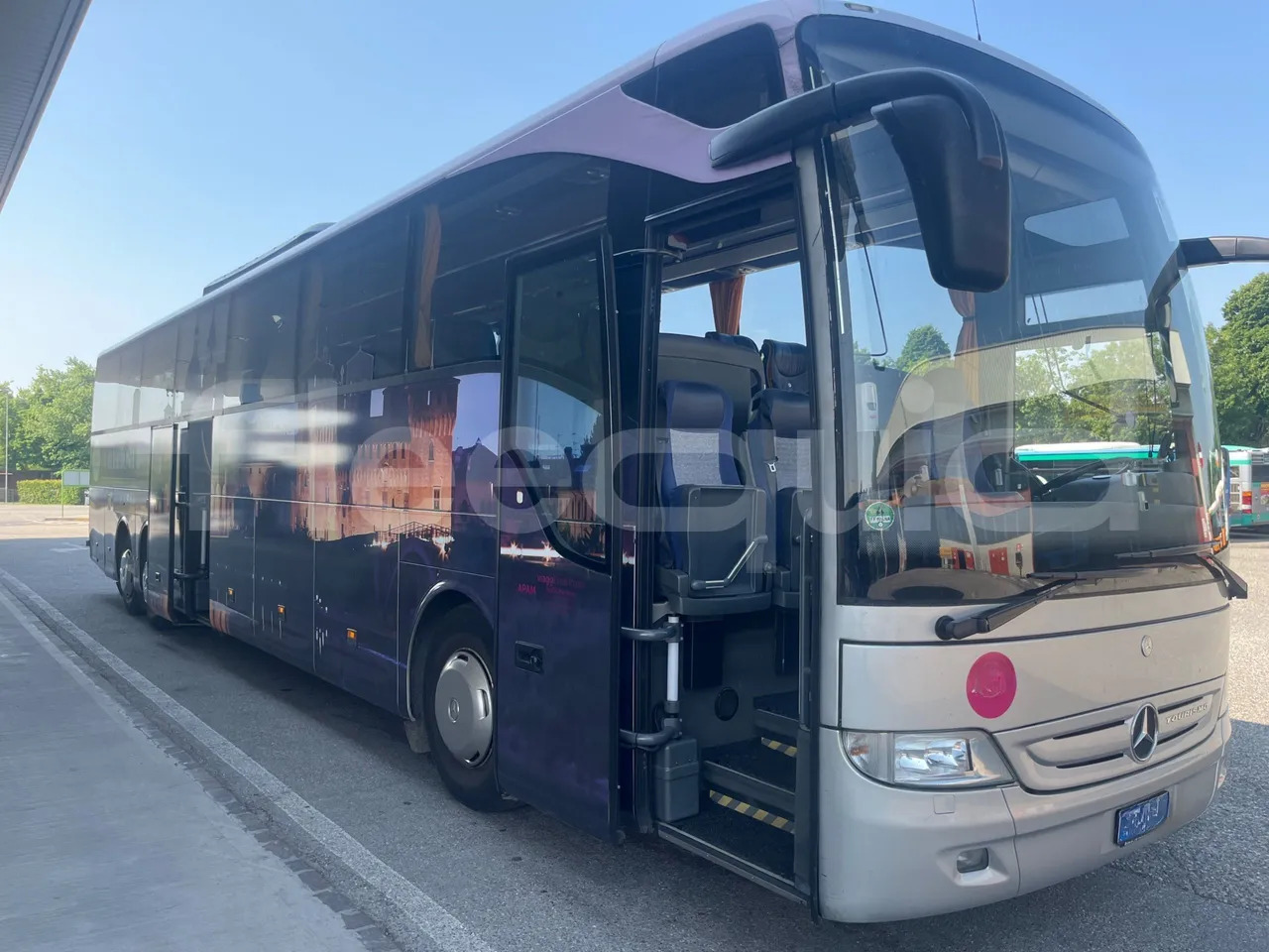 Mercedes-Benz Tourismo - Turistický autobus: obrázek 1 Mercedes-Benz Tourismo - Turistický autobus: obrázek 1