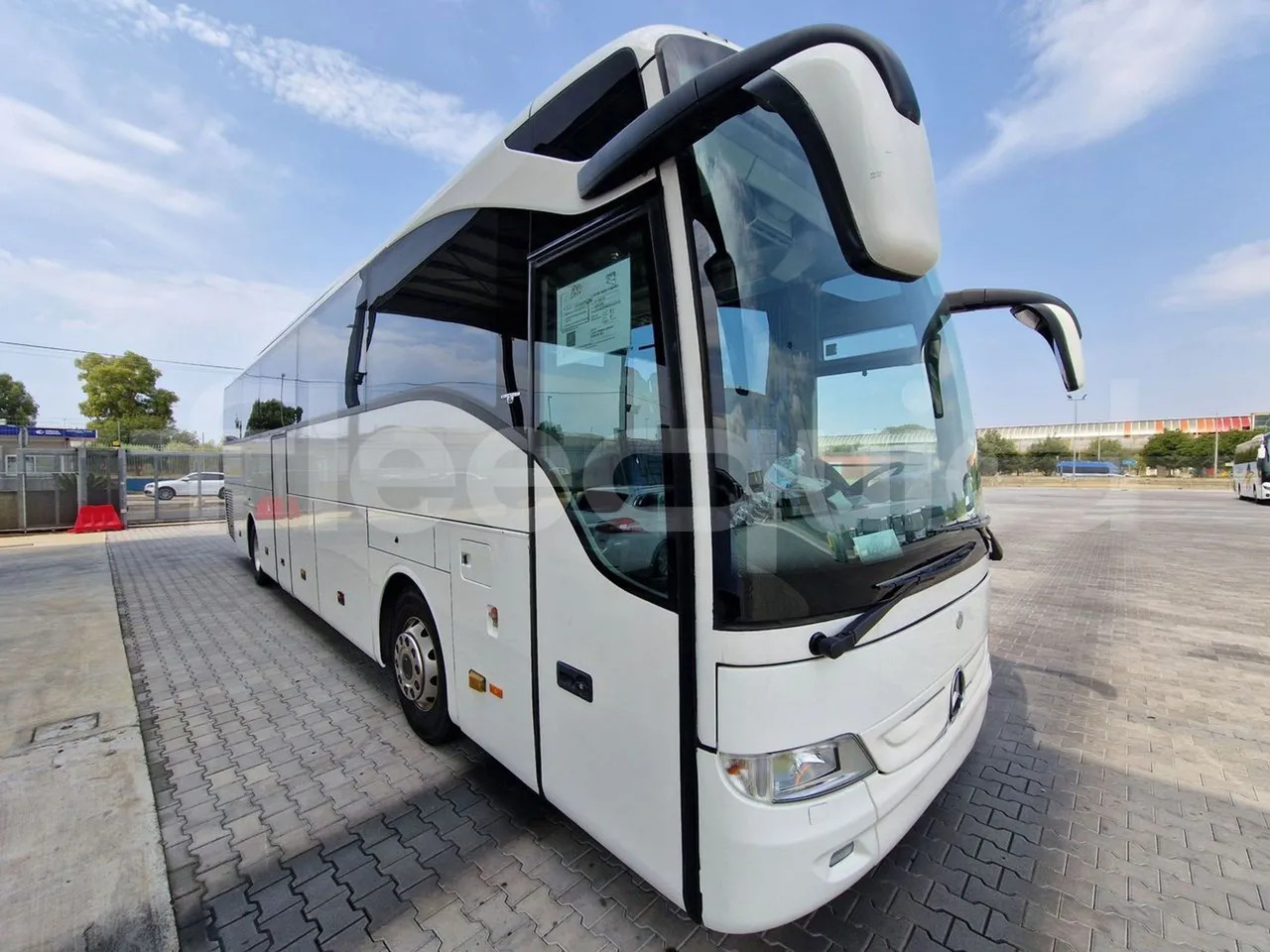 Mercedes-Benz Tourismo - Turistický autobus: obrázek 1 Mercedes-Benz Tourismo - Turistický autobus: obrázek 1