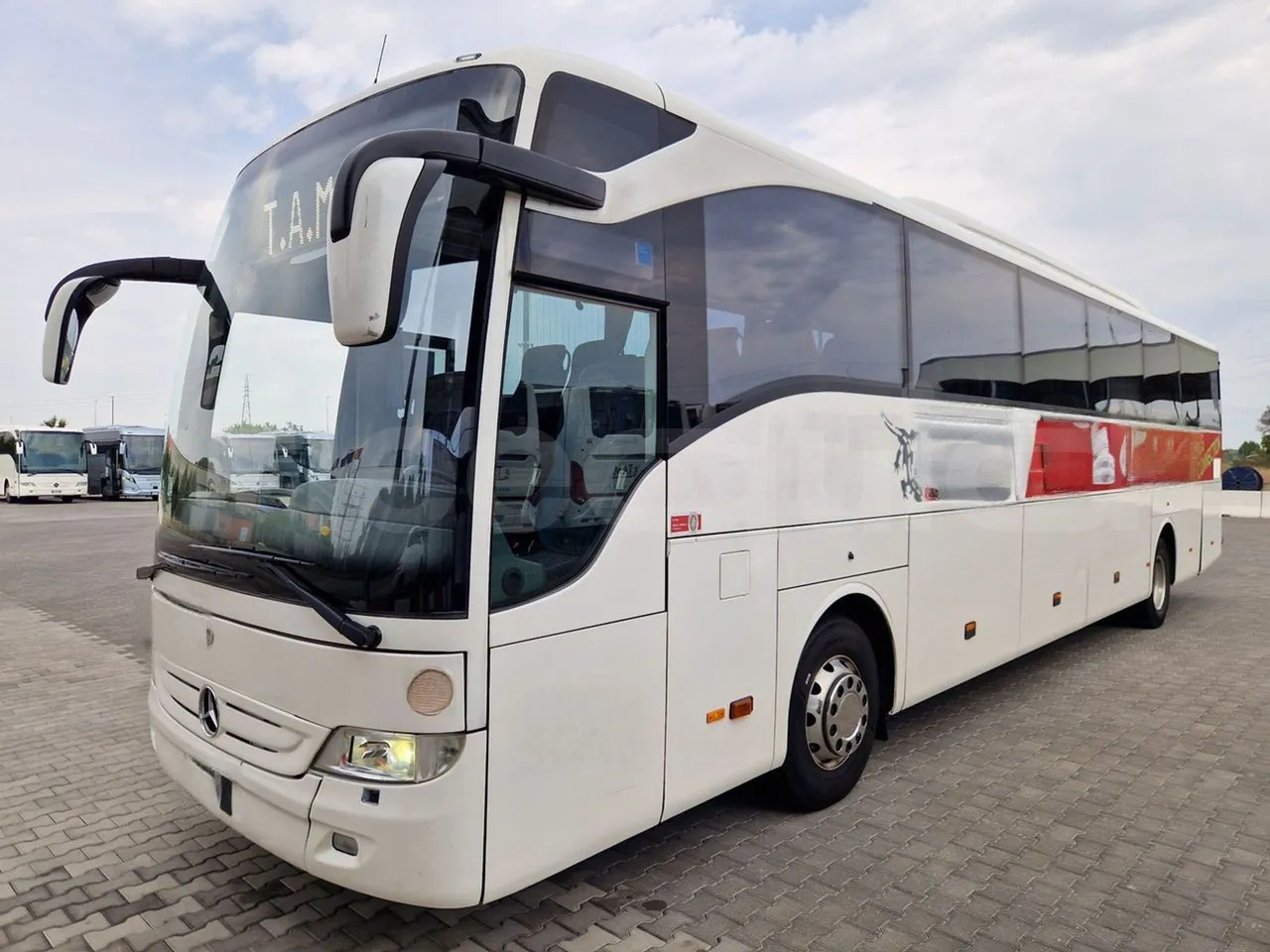 Mercedes-Benz Tourismo - Turistický autobus: obrázek 4 Mercedes-Benz Tourismo - Turistický autobus: obrázek 4