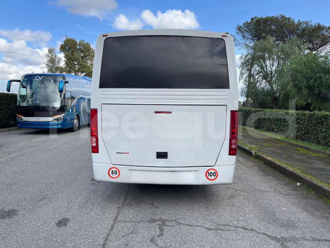 Mercedes-Benz Vario - Turistický autobus: obrázek 5 Mercedes-Benz Vario - Turistický autobus: obrázek 5