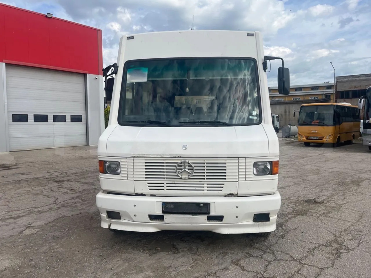 Mercedes-Benz Vario - Minibus, Mikrobus: obrázek 1 Mercedes-Benz Vario - Minibus, Mikrobus: obrázek 1