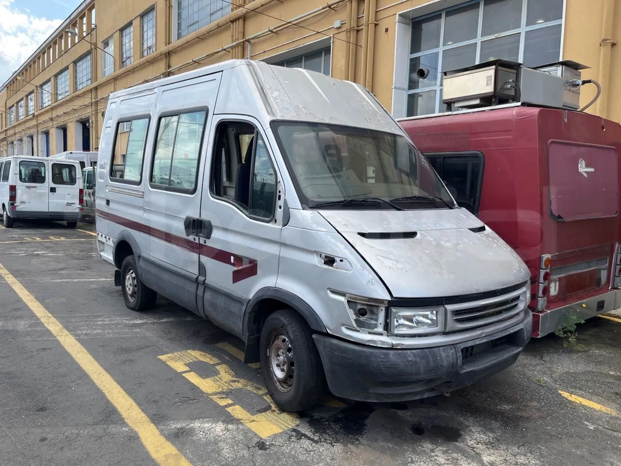 N.6Iveco Daily - Minibus, Mikrobus: obrázek 1 N.6Iveco Daily - Minibus, Mikrobus: obrázek 1