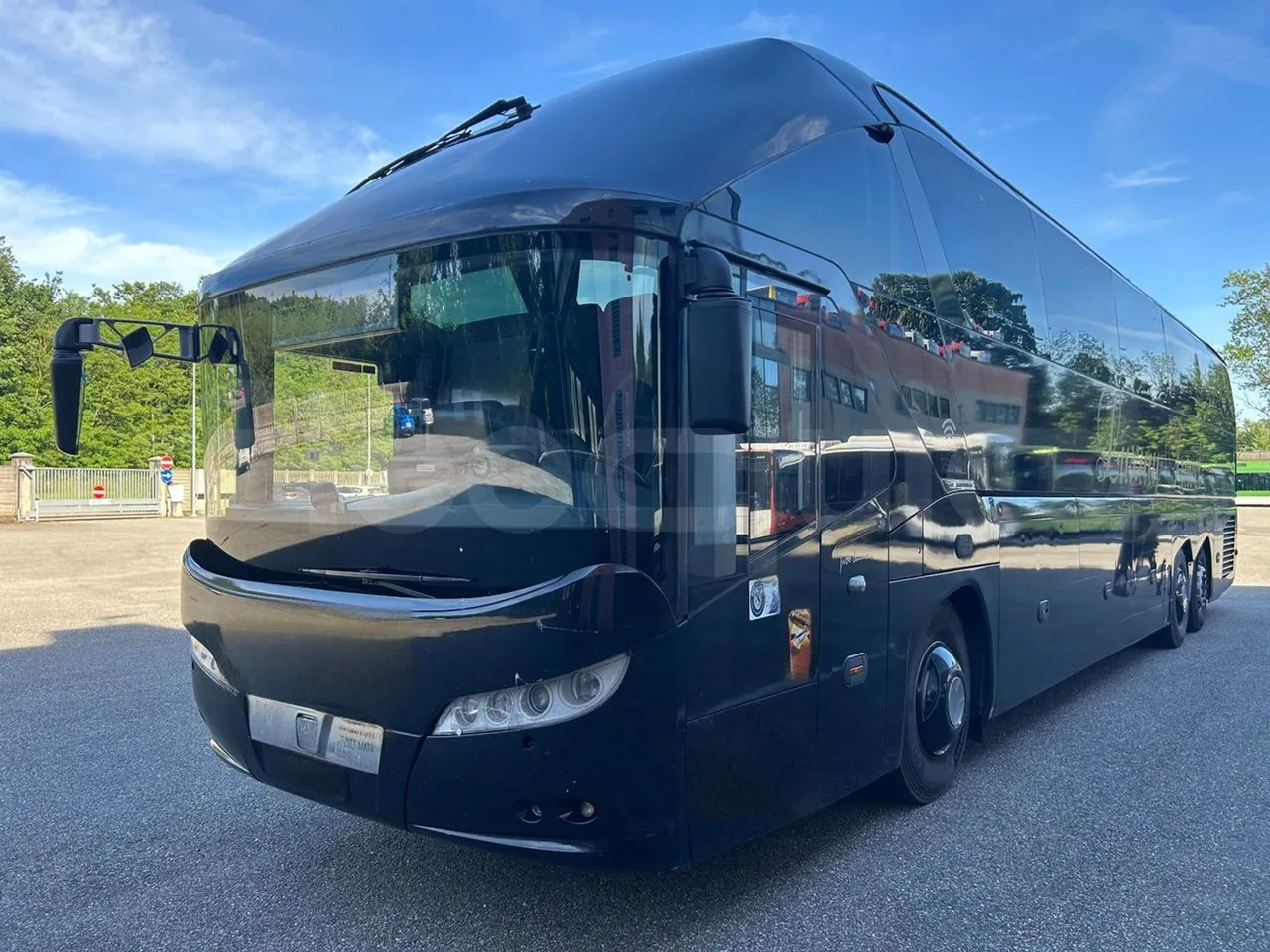 Neoplan Starliner - Turistický autobus: obrázek 4 Neoplan Starliner - Turistický autobus: obrázek 4