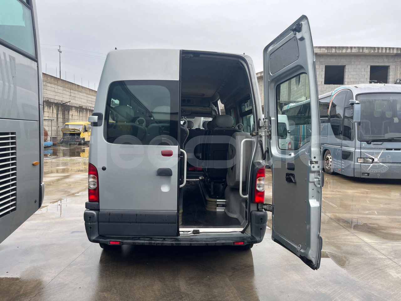 Nissan Interstar - Minibus, Mikrobus: obrázek 5 Nissan Interstar - Minibus, Mikrobus: obrázek 5