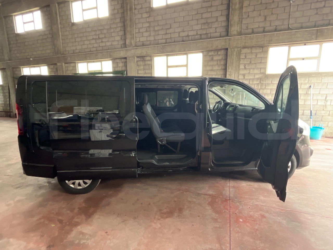 Minibus, Mikrobus Opel Vivaro - B: obrázek 13