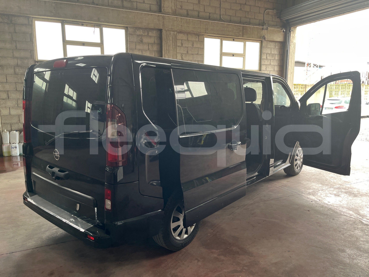 Minibus, Mikrobus Opel Vivaro - B: obrázek 9