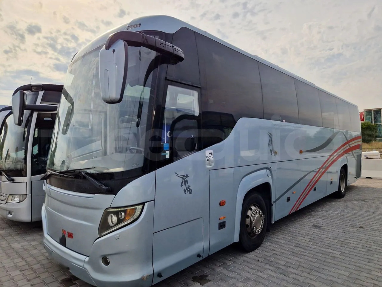 Scania Touring HD - Turistický autobus: obrázek 4 Scania Touring HD - Turistický autobus: obrázek 4