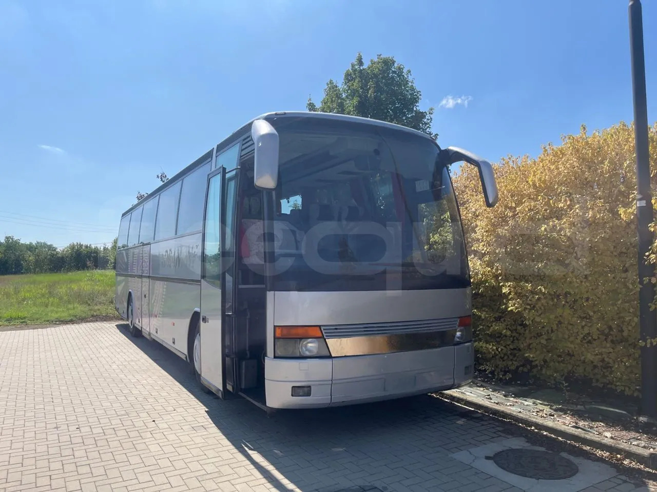 Setra S315 - Turistický autobus: obrázek 4 Setra S315 - Turistický autobus: obrázek 4