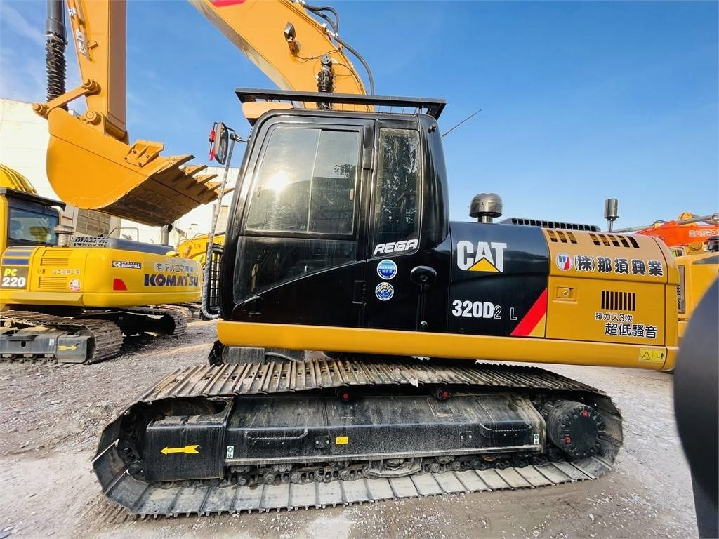 CAT 320d2l - Pásové rýpadlo: obrázek 4 CAT 320d2l - Pásové rýpadlo: obrázek 4