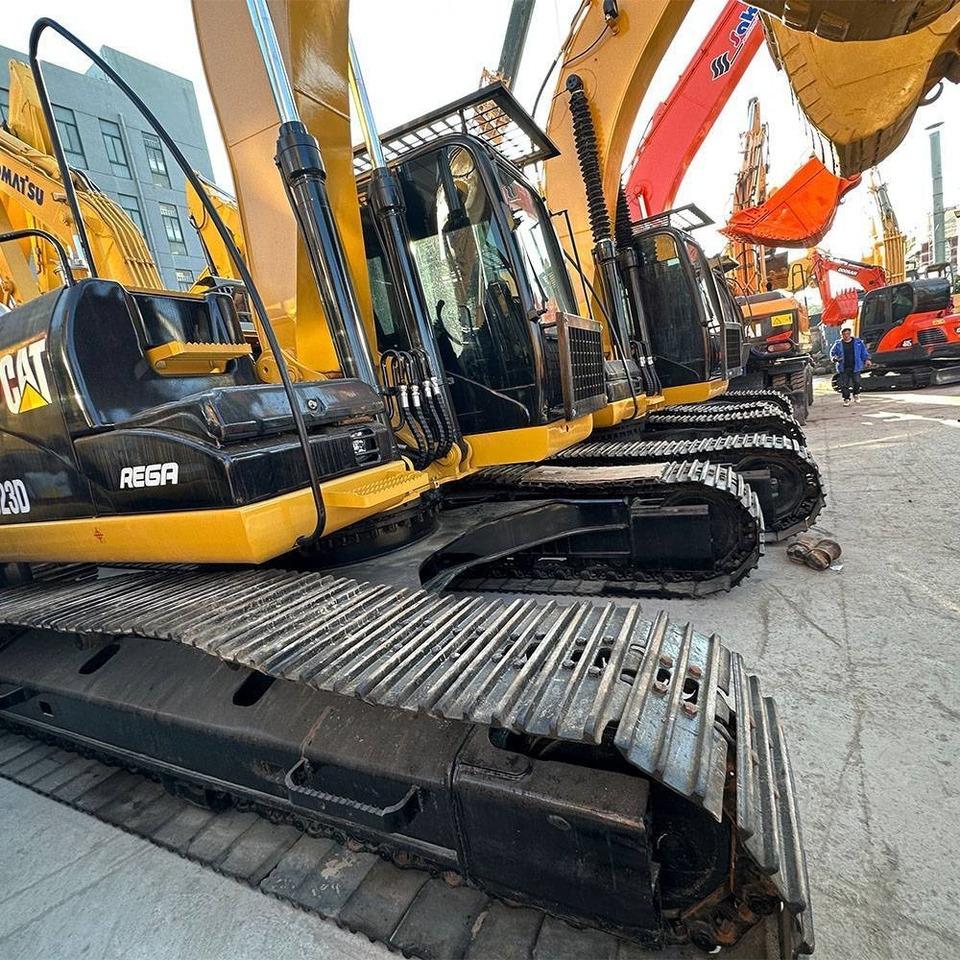 CAT 323 D L - Pásové rýpadlo: obrázek 5 CAT 323 D L - Pásové rýpadlo: obrázek 5