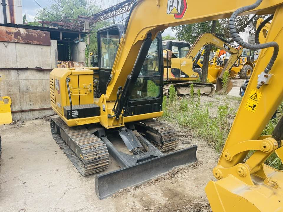 Rýpadlo Cat 305.5E2 CR: obrázek 1