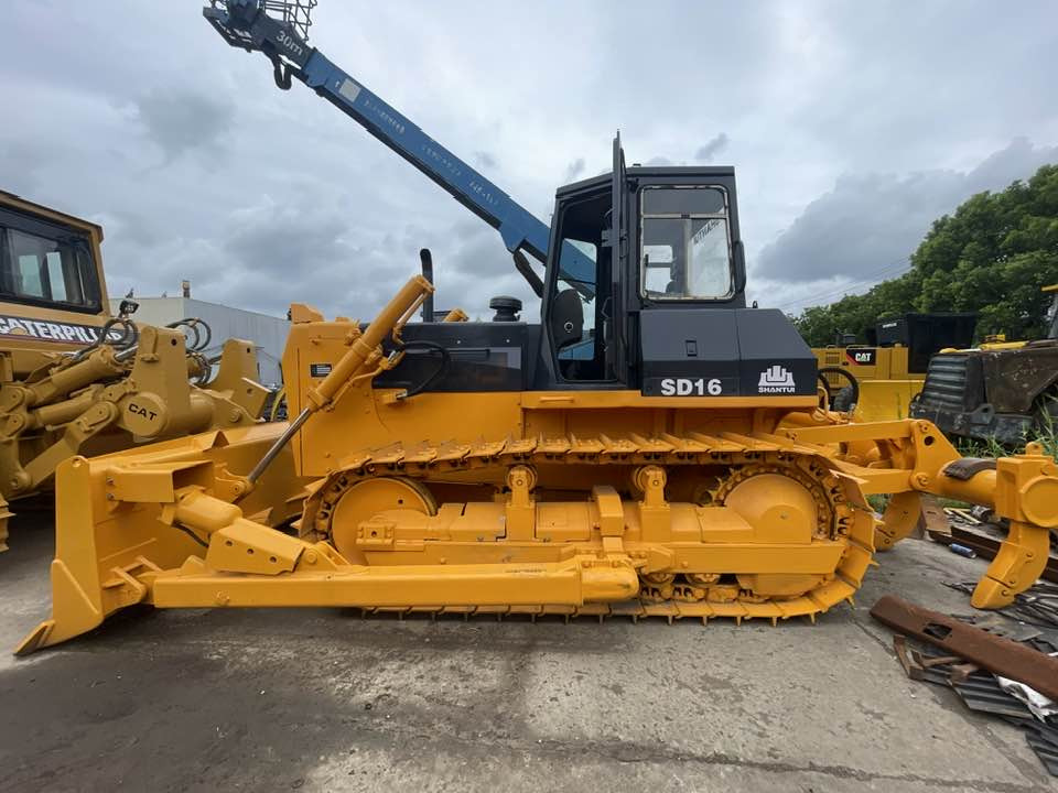 Caterpillar SD13 - Buldozer: obrázek 1 Caterpillar SD13 - Buldozer: obrázek 1