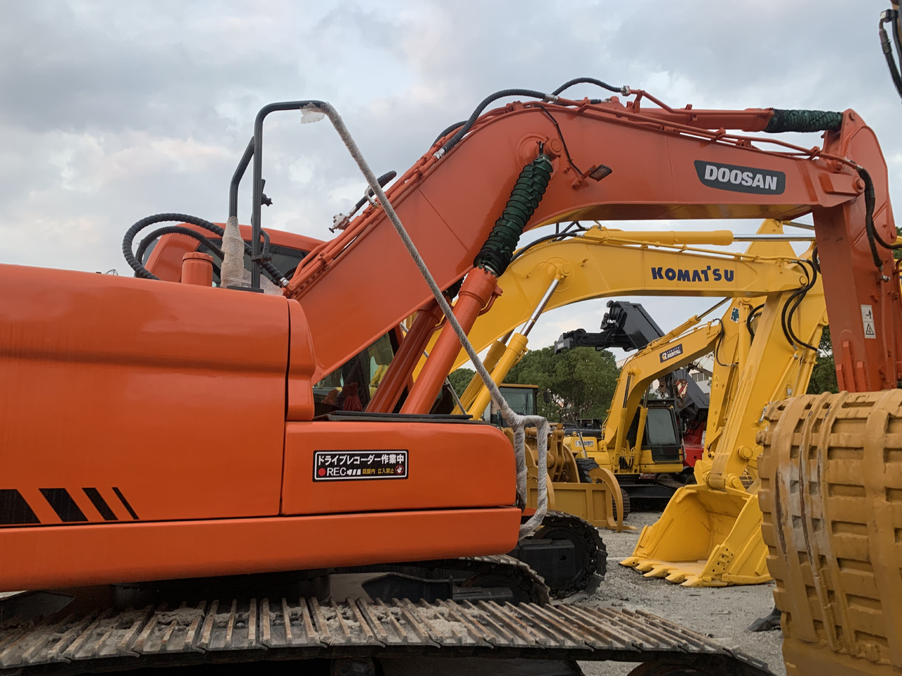 DOOSAN DX225LC - Kolesové rýpadlo: obrázek 1 DOOSAN DX225LC - Kolesové rýpadlo: obrázek 1