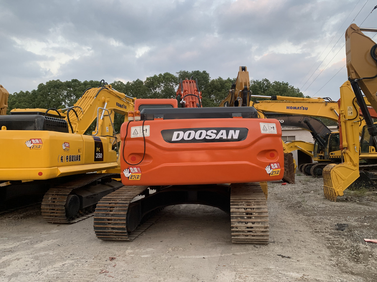 DOOSAN DX225LC - Kolesové rýpadlo: obrázek 2 DOOSAN DX225LC - Kolesové rýpadlo: obrázek 2