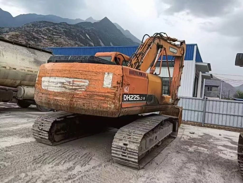 Doosan DX 225 - Pásové rýpadlo: obrázek 3 Doosan DX 225 - Pásové rýpadlo: obrázek 3