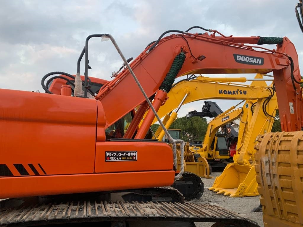 Doosan DX 225 LC - Pásové rýpadlo: obrázek 1 Doosan DX 225 LC - Pásové rýpadlo: obrázek 1