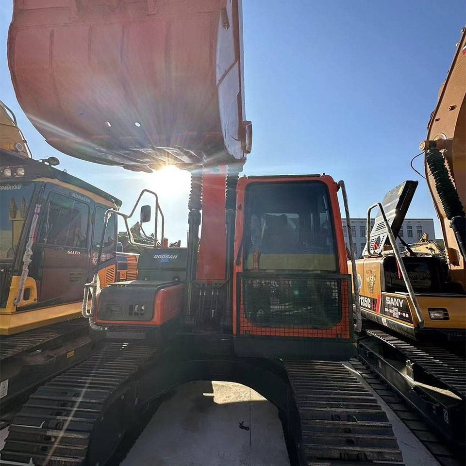 Doosan DX150LC-9C - Pásové rýpadlo: obrázek 2 Doosan DX150LC-9C - Pásové rýpadlo: obrázek 2