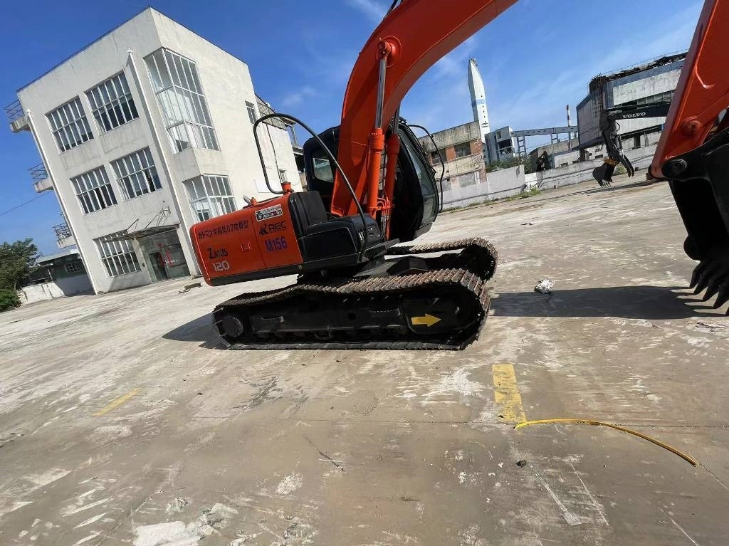 Hitachi ZX 120 - Pásové rýpadlo: obrázek 3 Hitachi ZX 120 - Pásové rýpadlo: obrázek 3