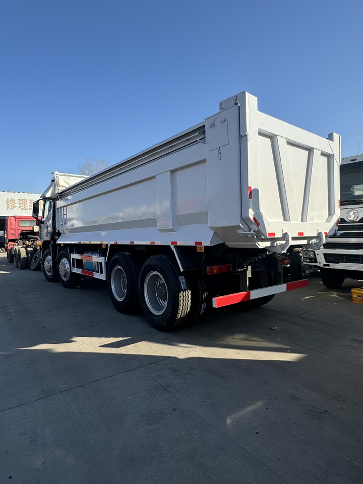 Howo 8x4 - Dampr: obrázek 4 Howo 8x4 - Dampr: obrázek 4