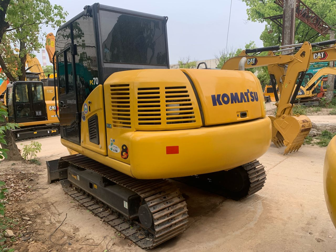 KOMATSU PC 70-8 - Mini rýpadlo: obrázek 3 KOMATSU PC 70-8 - Mini rýpadlo: obrázek 3