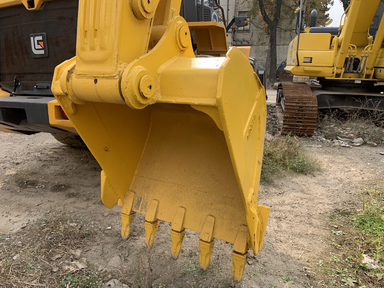 KOMATSU PC200-8 - Pásové rýpadlo: obrázek 4 KOMATSU PC200-8 - Pásové rýpadlo: obrázek 4