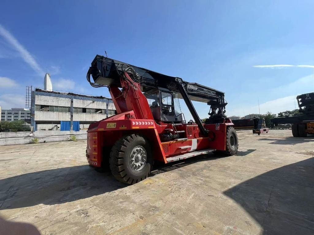Kalmar DRF 450-650S5  - Univerzální autojeřáb: obrázek 1 Kalmar DRF 450-650S5  - Univerzální autojeřáb: obrázek 1