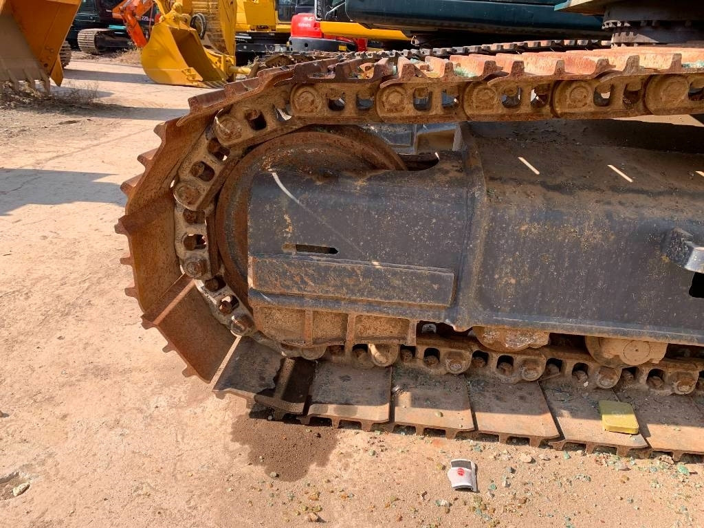 Kobelco SK 210 LC-8 - Pásové rýpadlo: obrázek 5 Kobelco SK 210 LC-8 - Pásové rýpadlo: obrázek 5