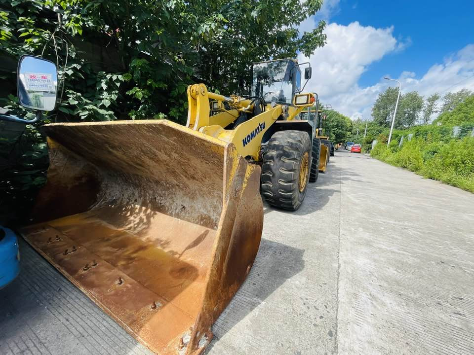 Komatsu WA380-8 - Kolový nakladač: obrázek 4 Komatsu WA380-8 - Kolový nakladač: obrázek 4