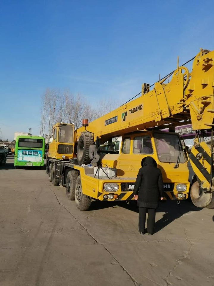 TADANO TL 300 E - Jeřáb: obrázek 1 TADANO TL 300 E - Jeřáb: obrázek 1