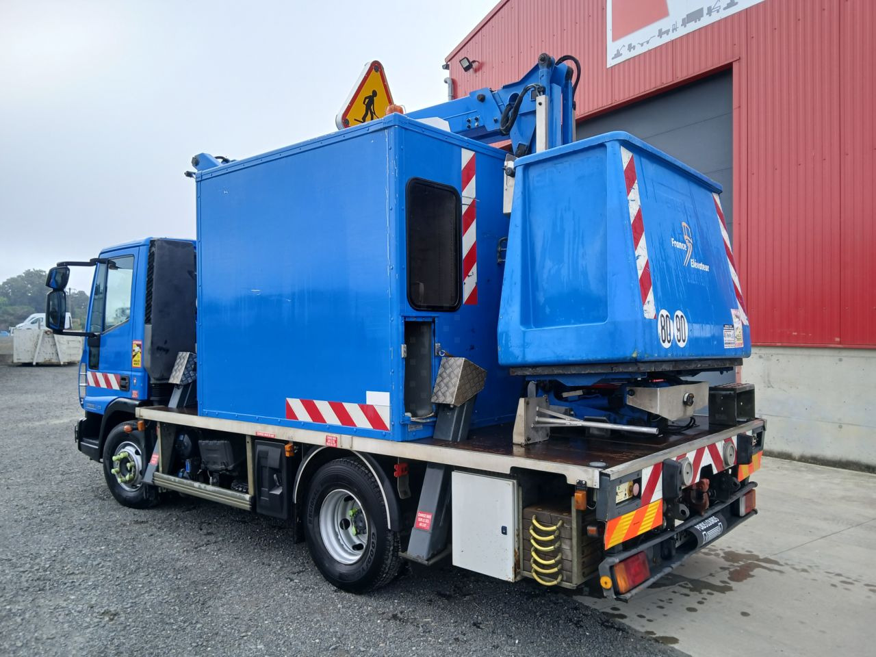 Iveco EUROCAGO 100E18 4x2 Others Truck - Autoplošina: obrázek 5 Iveco EUROCAGO 100E18 4x2 Others Truck - Autoplošina: obrázek 5