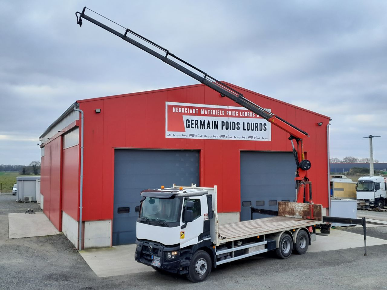 Renault C430 6x4 Standard platform Truck - Nákladní automobil valníkový/ Plošinový, Auto s hydraulickou rukou: obrázek 1 Renault C430 6x4 Standard platform Truck - Nákladní automobil valníkový/ Plošinový, Auto s hydraulickou rukou: obrázek 1