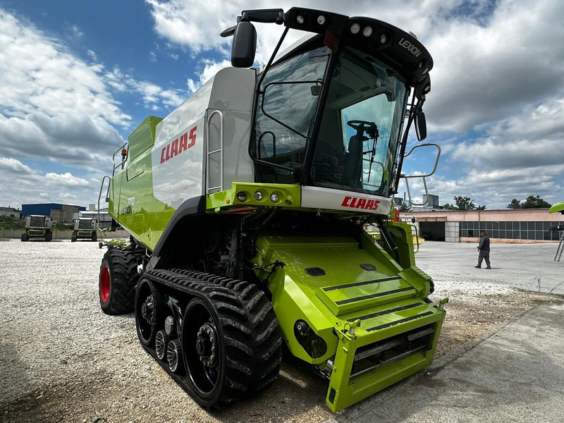 Claas Lexion 770 TT - Sklízecí mlátička: obrázek 3 Claas Lexion 770 TT - Sklízecí mlátička: obrázek 3