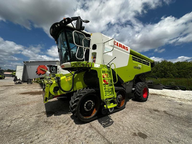 Claas Lexion 770 TT - Sklízecí mlátička: obrázek 2 Claas Lexion 770 TT - Sklízecí mlátička: obrázek 2