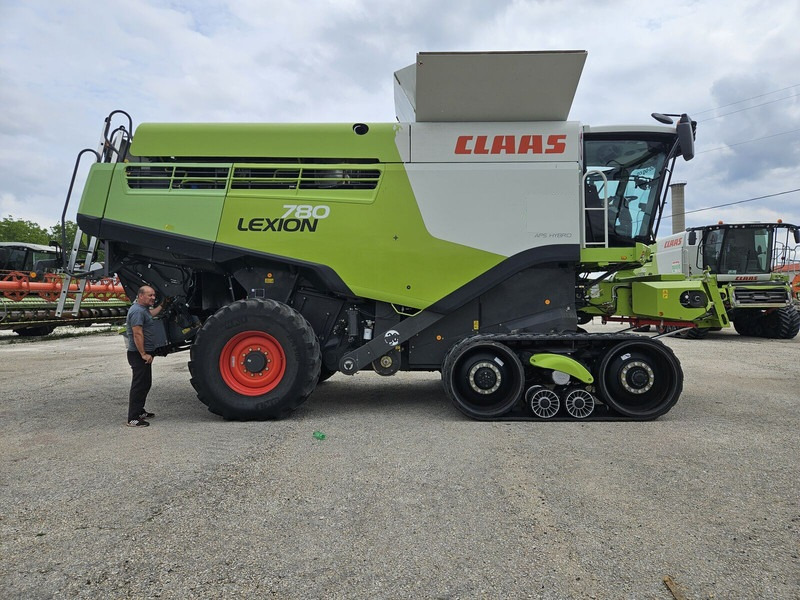 Claas Lexion 780 TT - Sklízecí mlátička: obrázek 3 Claas Lexion 780 TT - Sklízecí mlátička: obrázek 3