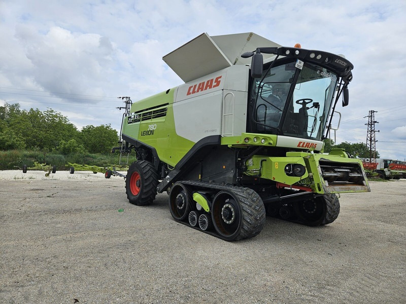 Claas Lexion 780 TT - Sklízecí mlátička: obrázek 2 Claas Lexion 780 TT - Sklízecí mlátička: obrázek 2