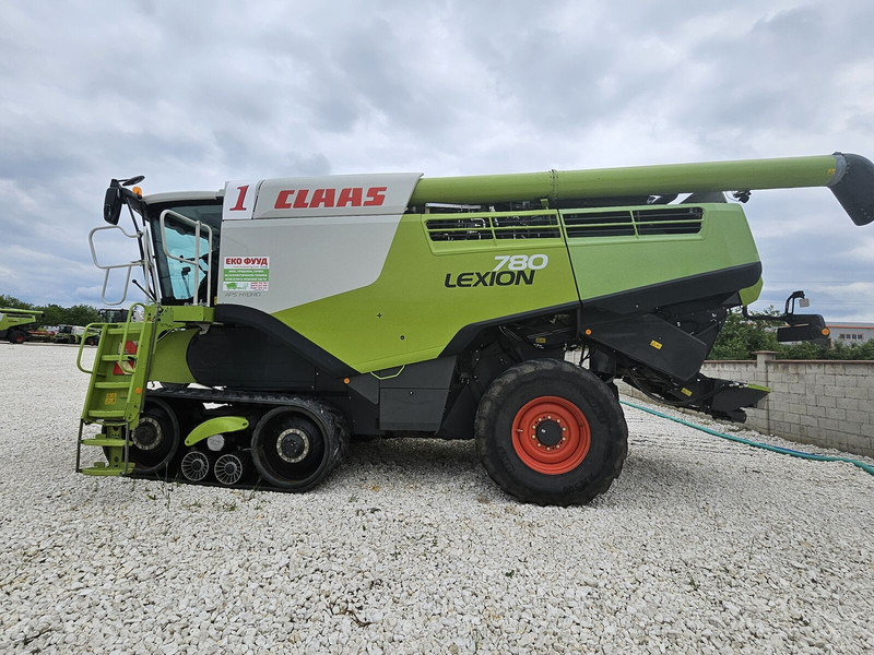 Claas Lexion 780 TT - Sklízecí mlátička: obrázek 2 Claas Lexion 780 TT - Sklízecí mlátička: obrázek 2
