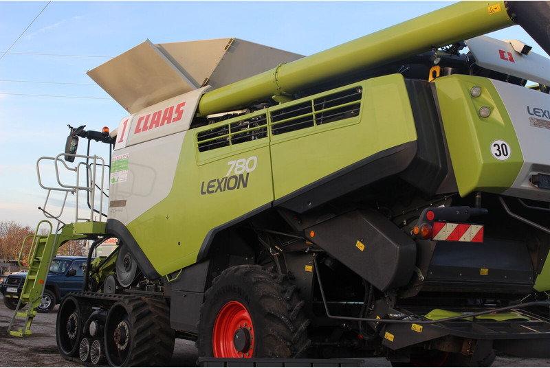 Claas lexion 780 tt - Sklízecí mlátička: obrázek 1 Claas lexion 780 tt - Sklízecí mlátička: obrázek 1