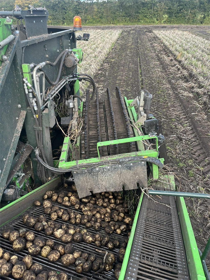 AVR 9200 CR - Bramborový kombajn: obrázek 4 AVR 9200 CR - Bramborový kombajn: obrázek 4