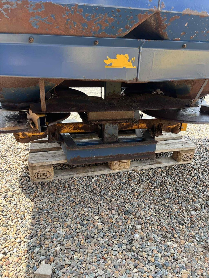 Stroj pro hnojení Bogballe E1500: obrázek 6 Stroj pro hnojení Bogballe E1500: obrázek 6