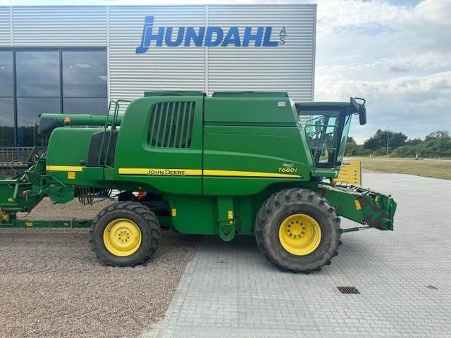 John Deere T660I - Sklízecí mlátička: obrázek 2 John Deere T660I - Sklízecí mlátička: obrázek 2