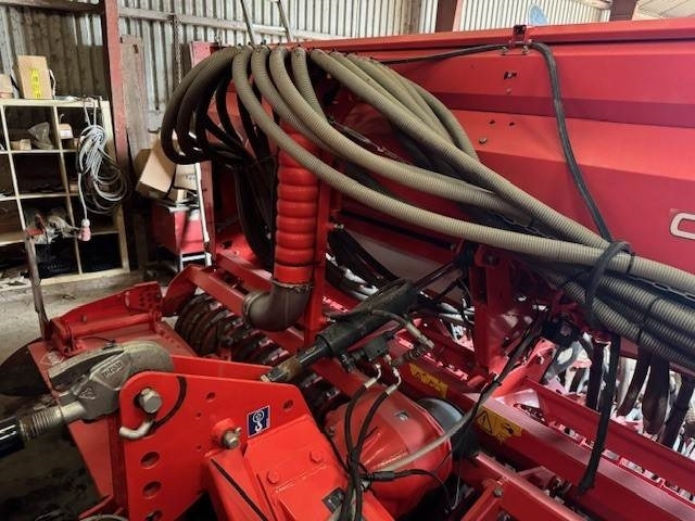 Kuhn SITERA 4000 + TF1500 - Secí kombinace: obrázek 3 Kuhn SITERA 4000 + TF1500 - Secí kombinace: obrázek 3