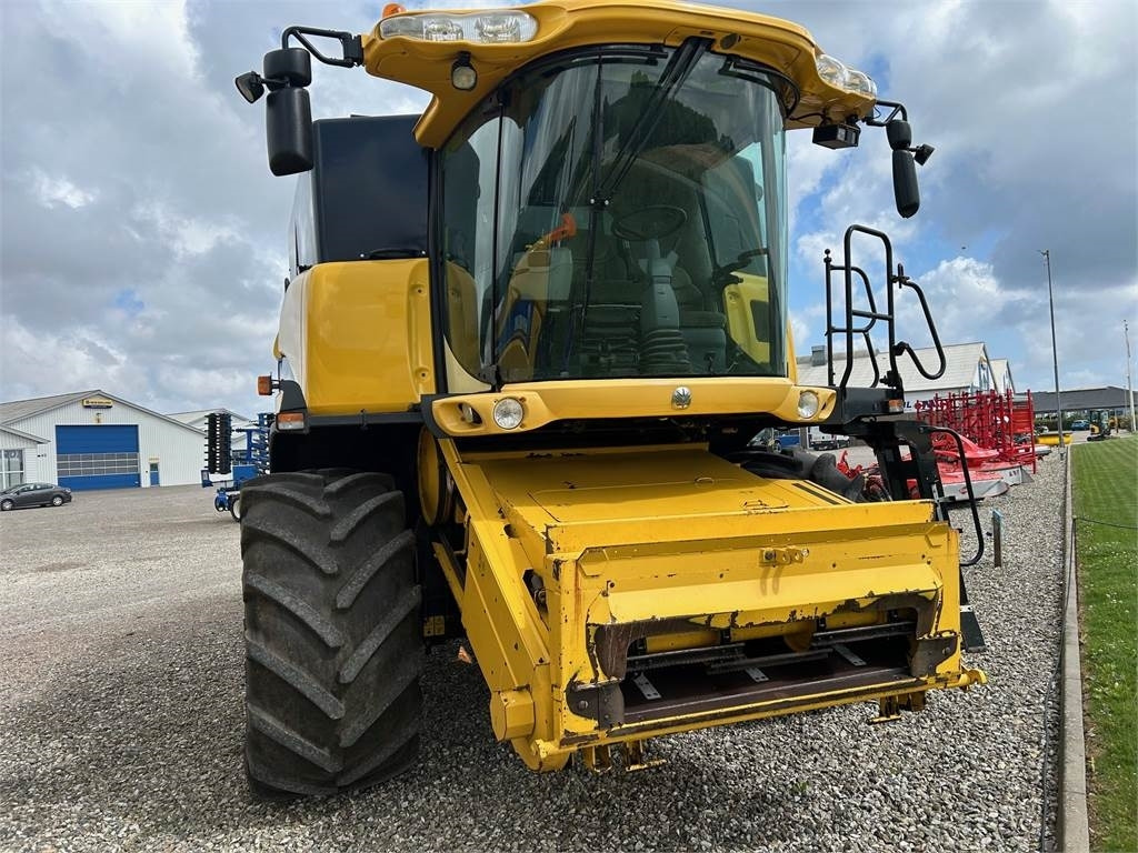 New Holland CX860 SLH - Sklízecí mlátička: obrázek 2 New Holland CX860 SLH - Sklízecí mlátička: obrázek 2