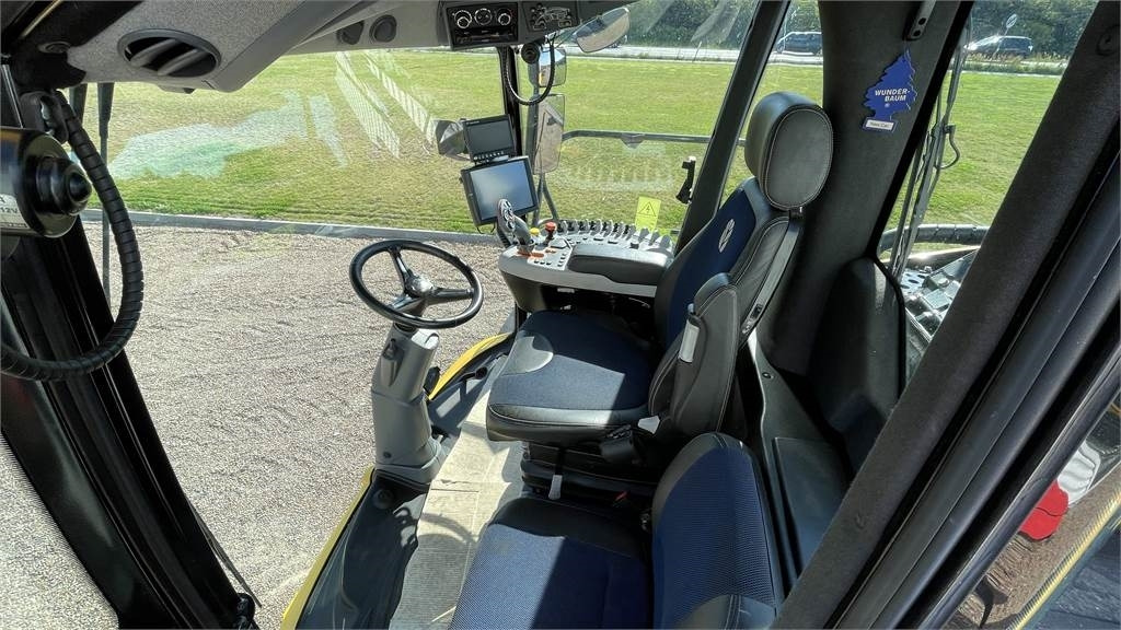 Sklízecí řezačka New Holland FR650 T4B: obrázek 12
