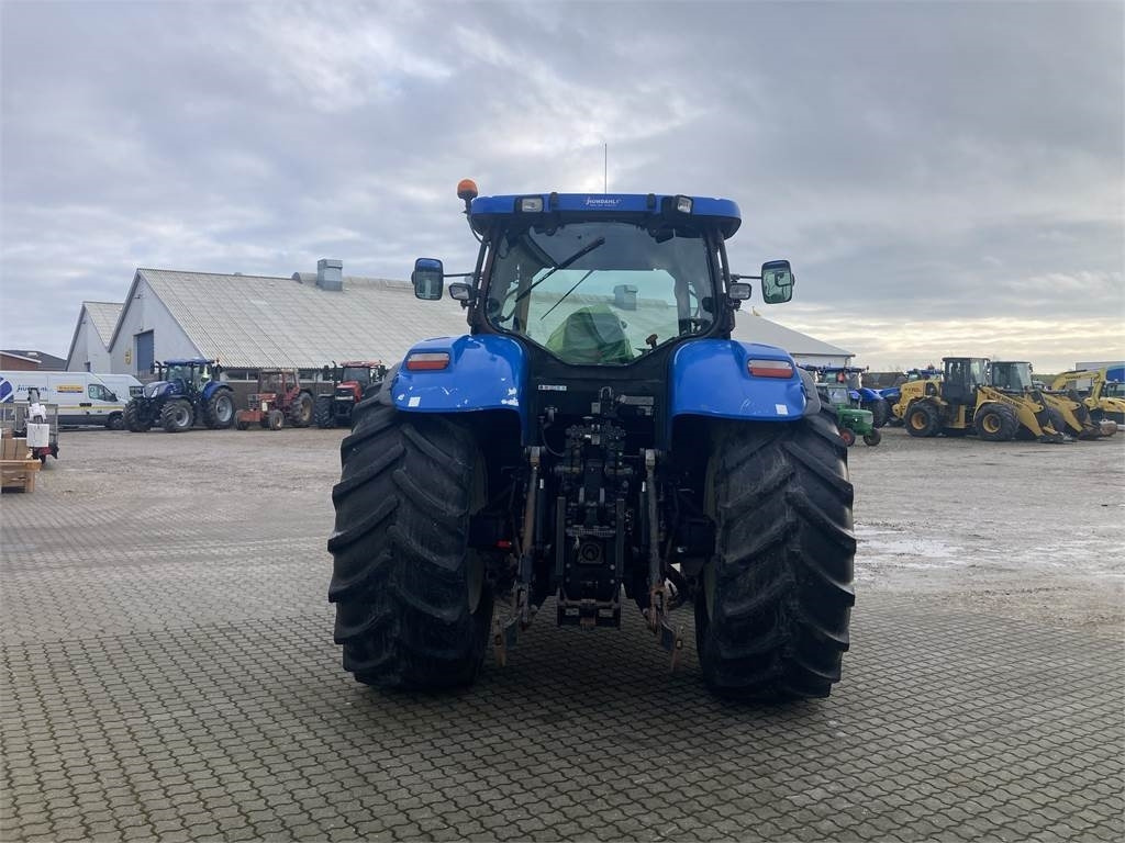 New Holland T7050 - Traktor: obrázek 4 New Holland T7050 - Traktor: obrázek 4