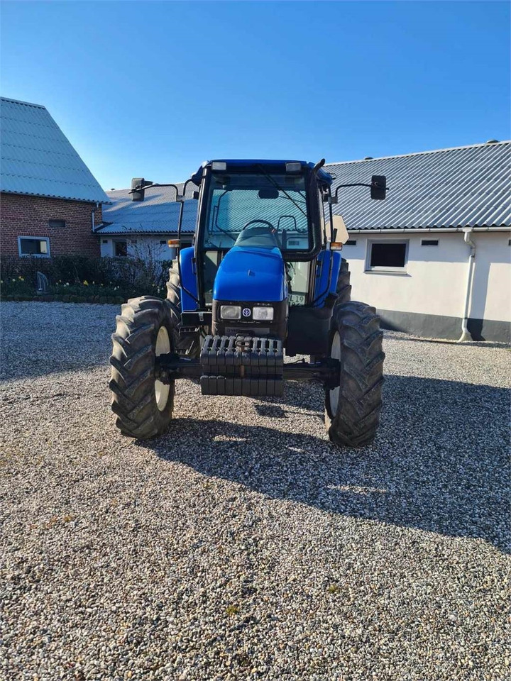 New Holland TL100-4WD - Traktor: obrázek 5 New Holland TL100-4WD - Traktor: obrázek 5