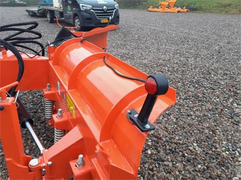 - - - BOXER AGRI - Sněžný pluh pro Zemědělská technika: obrázek 2 - - - BOXER AGRI - Sněžný pluh pro Zemědělská technika: obrázek 2