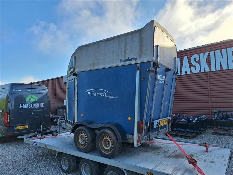 Brenderup 33 K HESTETRAILER - Přepravník na koně: obrázek 4 Brenderup 33 K HESTETRAILER - Přepravník na koně: obrázek 4